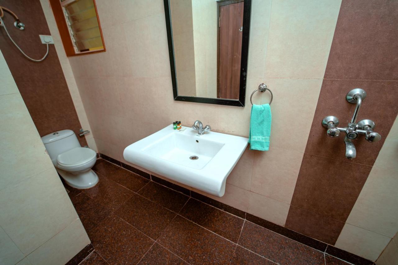 Atulyam Villa- Анджуна Екстериор снимка
