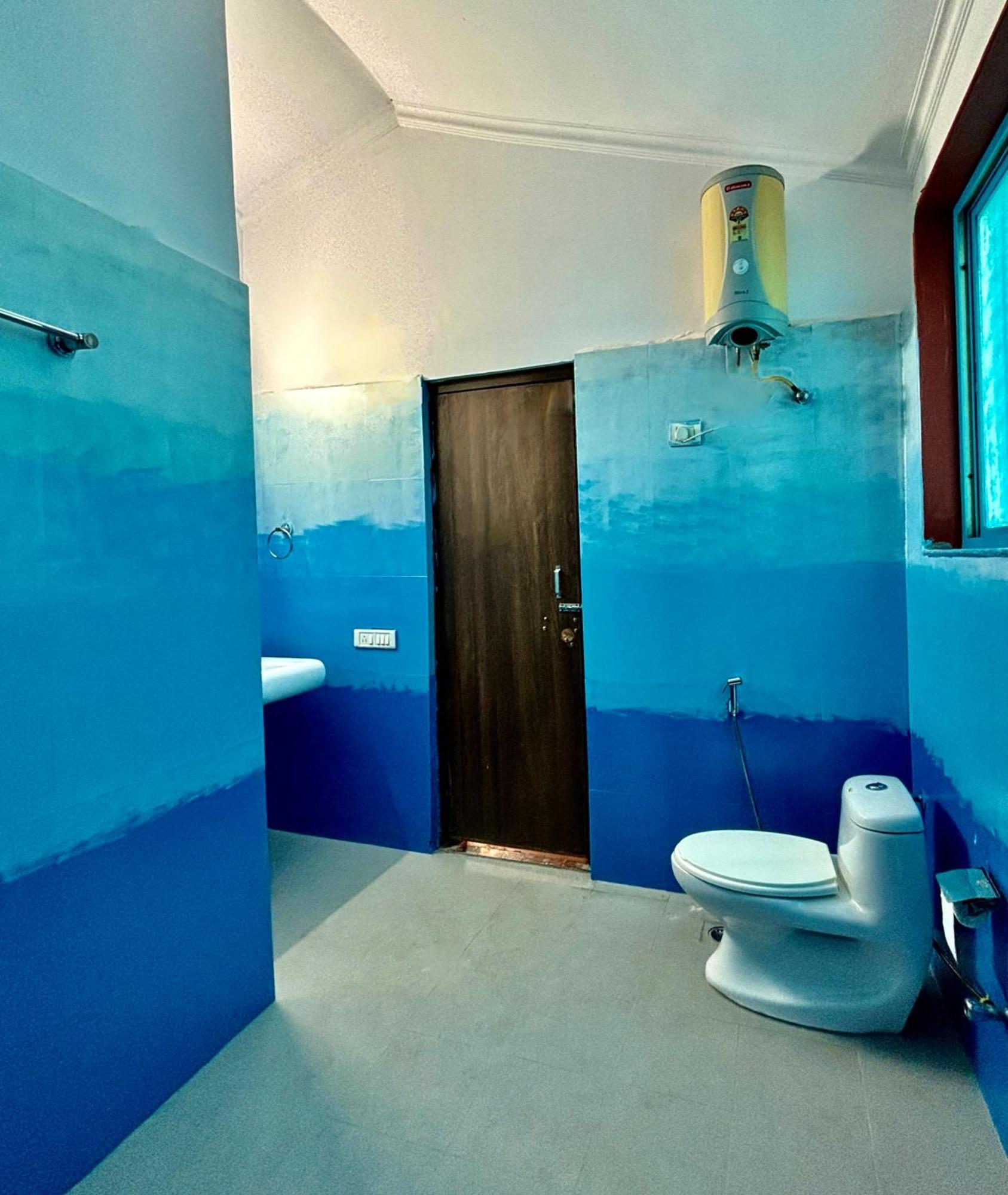 Atulyam Villa- Анджуна Екстериор снимка