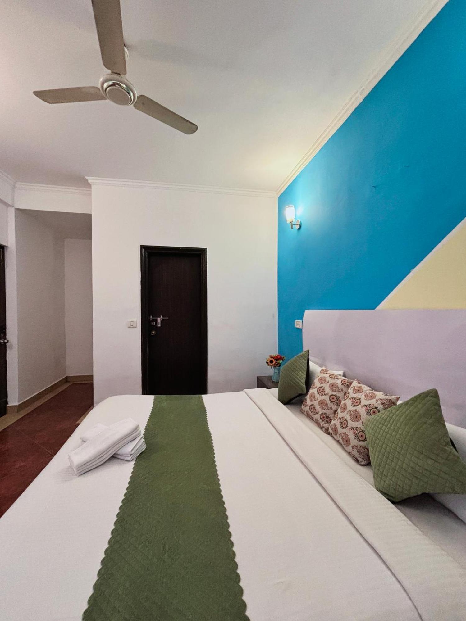 Atulyam Villa- Анджуна Екстериор снимка
