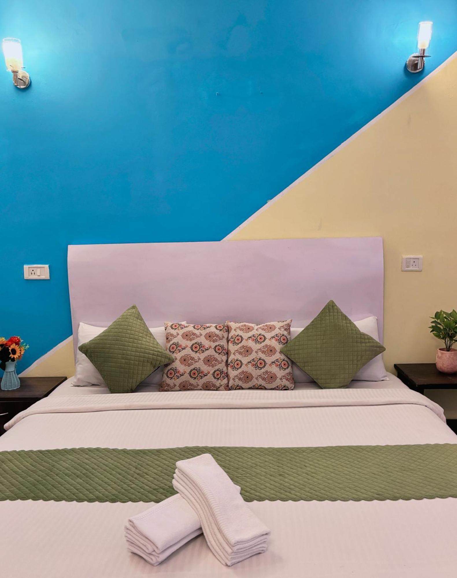 Atulyam Villa- Анджуна Екстериор снимка