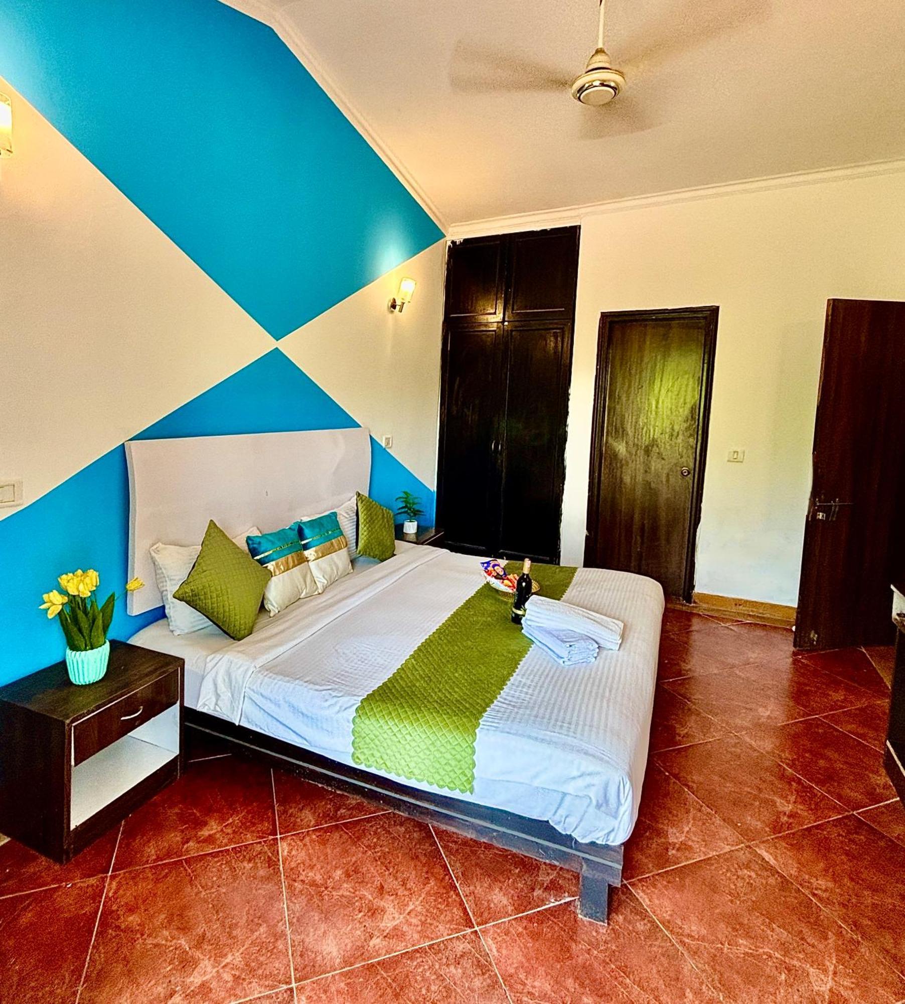 Atulyam Villa- Анджуна Екстериор снимка